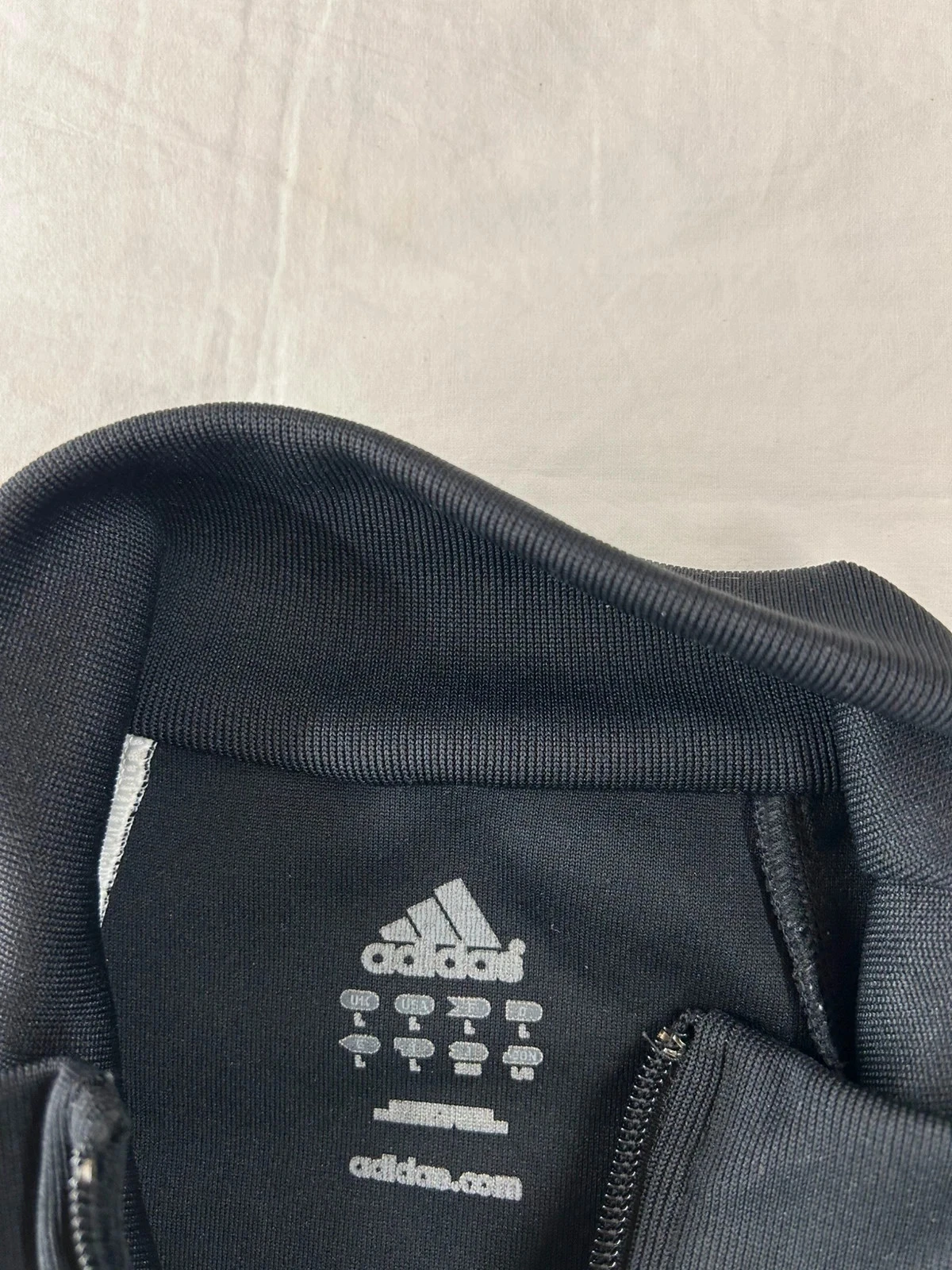 Veste leve preta adidas estilo vintage retrô anos 2000 – photo 9
